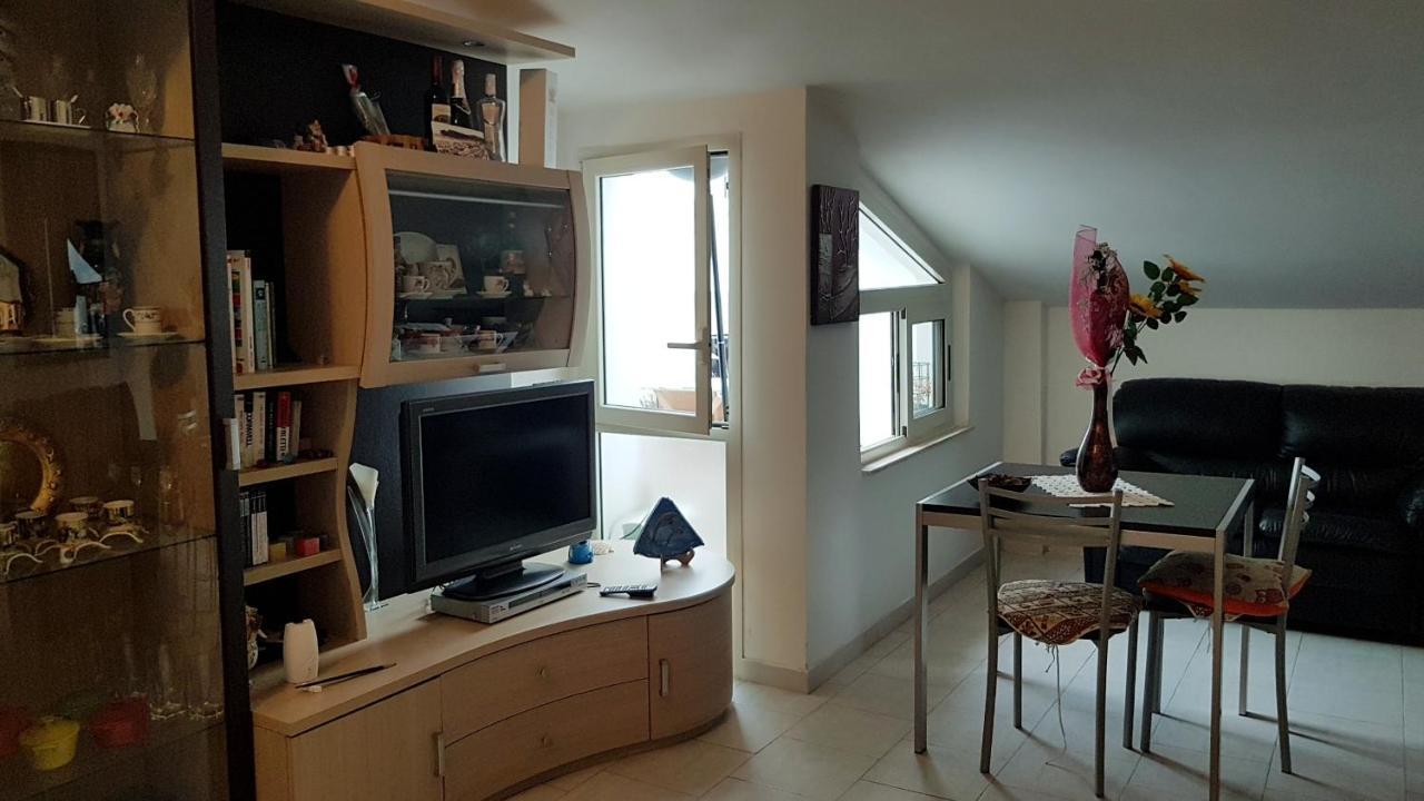 La Petite Maison Quartu Sant'Elena Eksteriør billede